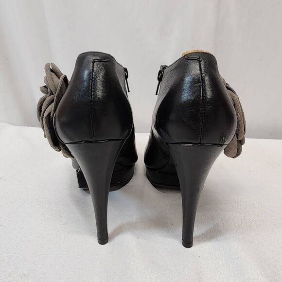 Kelsi Dagger Size 8 Rosabella Platform Ankle Booties w/Suede Gray Roses Leather - Picture 5 of 15